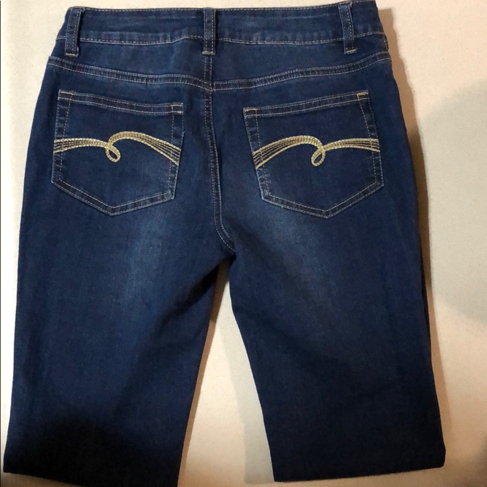 Like New Youth Girls Size 14 Jeans from Justice - Picture 6 of 7